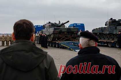 Чехия захотела швейцарские Leopard 2 в подарок. Прага готова принять в подарок от Швейцарии танки Leopard 2 в благодарность за военную помощь Украине, заявил пресс-секретарь министерства обороны Чехии Давид Яреш. «Если бы Швейцария хотела предложить нам свои танки Leopard 2 в знак признательности за нашу помощь Украине, мы точно не будем против», — сказал он.