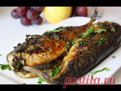 Скумбрия замаринованная и запеченная в духовке с овощами. Очень вкусно!!