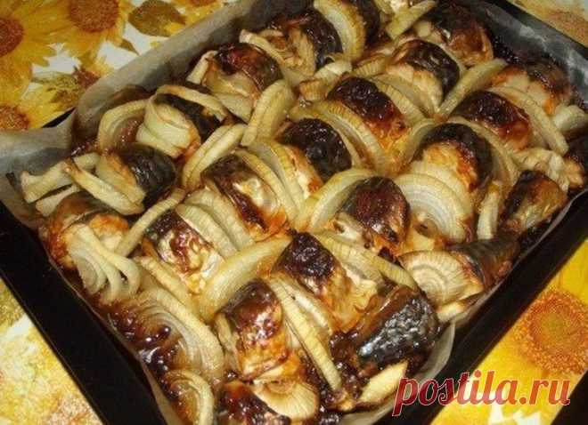 СКУМБРИЯ ЗАПЕЧЕННАЯ В ДУХОВКЕ 