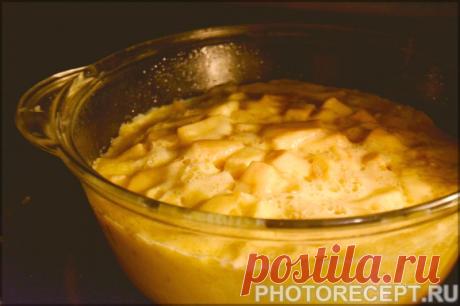 Шарлотка с яблоками в микроволновке за несколько минут - рецепт с фото пошагово Шарлотка с яблоками в микроволновке за несколько минут - пошаговый кулинарный рецепт приготовления с фото, шаг за шагом.