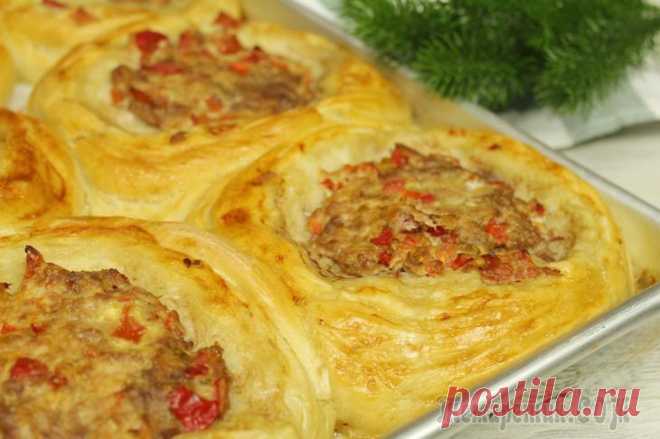 Пироги с мясом Вкусные пирожки с мясом. Мне очень понравился рецепт, поэтому делюсь им с Вами.Для теста:Мука – 700 гр. Вода – 500 мл. Дрожжи – 7 гр ( у меня быстродействующие) Соль - 1,5 ч.л. Сахар - 2 ч.л.Для начин...