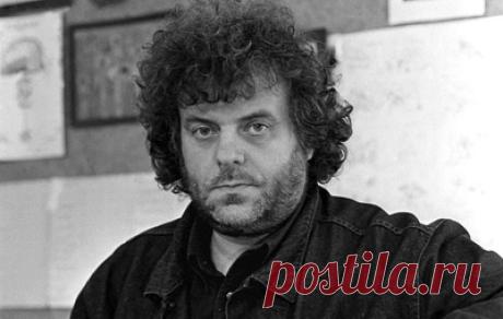Пластилиновая ворона, колобки и фиксики. Творчество мультипликатора Александра Татарского. 11 декабря российскому режиссеру-мультипликатору, автору самой известной заставки телепередачи "Спокойной ночи, малыши!" Александру Татарскому могло бы исполниться 75 лет. В его послужном списке множество популярных мультфильмов — помимо оригинальной анимации, каждый проект был наполнен остроумными сюжетными решениями и яркими фразами, которые разошлись на цитаты. Рассказываем о его самых…