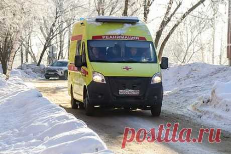 Под Москвой трехмесячный ребенок попал в реанимацию после домашнего обрезания. В Московской области после домашнего обрезания в реанимацию попал младенец. Об этом стало известно «Московскому комсомольцу». По его данным, трехмесячного ребенка доставили в медицинское учреждение в крайне тяжелом состоянии. У младенца развился анафилактический шок после введения лидокаина.