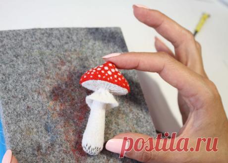 clase magistral sobre lana de fieltro "Amanita" de Victoria Trump