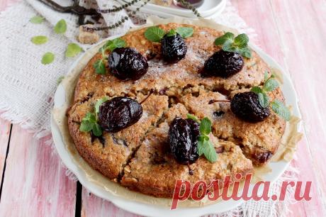 Пирог со сливами - быстро и просто рецепт с фото