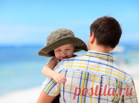 Психологическое родство Вопреки расхожему мнению, кровные узы — не всегда самые крепкие. Конечно, сказочная мачеха — злодейка, но социолог Джулия Артис из чикагского университета ДеПол (США) проверила, насколько оправдан этот стереотип. Изучив детали личной истории более чем 10 тысяч дошкольников, она выяснила, что все значимое для ребенка (система воспитания, стиль общения, атмосфера в доме…) не зависит от того, являются ли родители кровными. Если ребенка любят и принимают, в семье возникает…