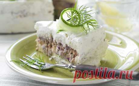 Быстрый пирог с рыбой без выпечки | ГОРНИЦА | Рецепты Быстрый пирог с рыбой без выпечки — это холодный несладкий торт. Идеально для ужина. Блюда так же подойдет для постного и детского меню. Сохр