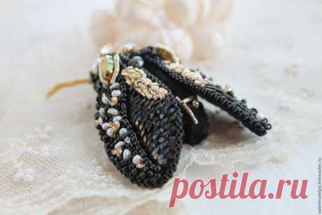 Купить брошь цикадка черная - брошь, цикадка, цикада, черная брошь, брошь мотыльки