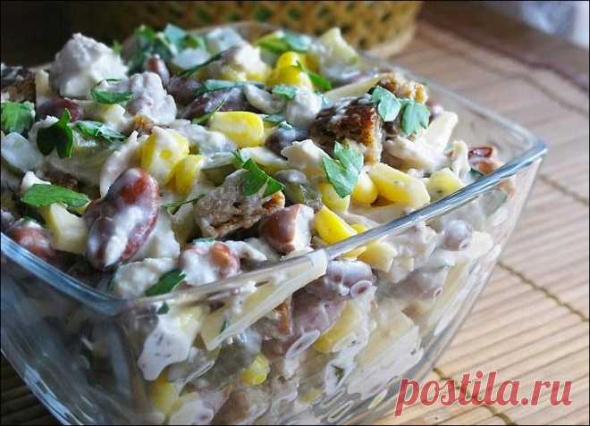 Салат с копчёным фазаном и сухариками - пошаговый рецепт с фото