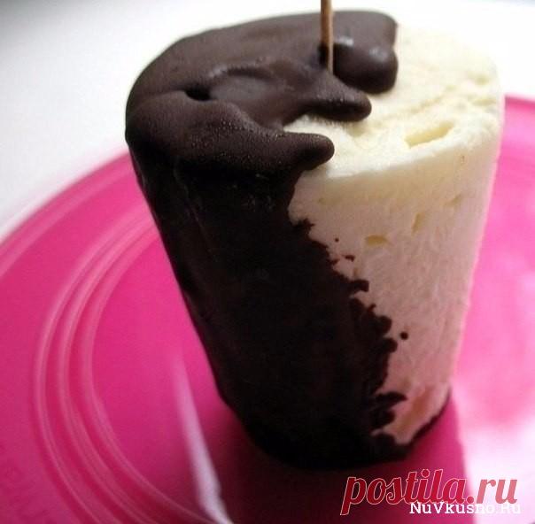 Глазированный творожный сырок ·