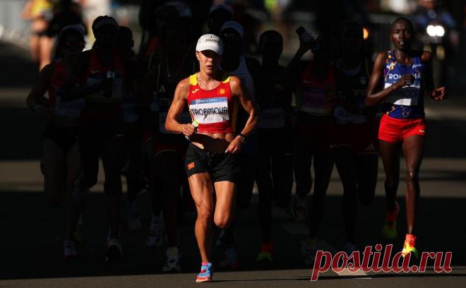 Глава Якутии поздравил выступавшую на Олимпиаде за Киргизию бегунью. Сардана Трофимова родилась в Якутске, а в 2022-м сменила спортивное гражданство. В марафоне в Париже она стала 14-й. Айсен Николаев заявил, что Трофимова вписала себя в историю якутского спорта