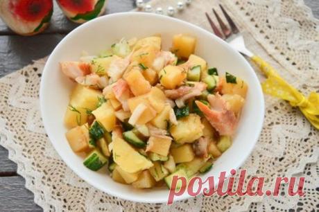 Салат с копченой рыбой, картошкой и огурцами — БЛИНЧИК