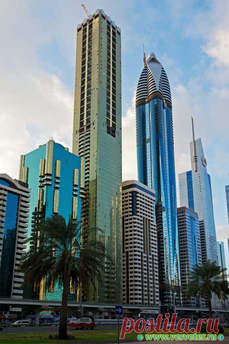 Dubai_skyscrapers_07.jpg (1600×2404)