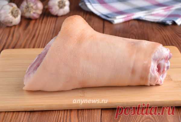 Рулет из рульки свиной запеченный в фольге - рецепт с фото