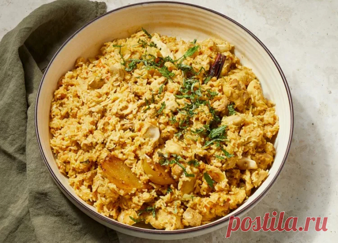 Индийский плов бирьяни с курицей