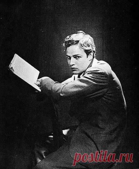 Сесил Битон. Знаменитые фотографы 20 века. Фото знаменитостей. М. Брандо