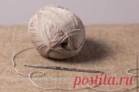 Гетры
Незаметно пролетело лето, и к осенне-зимнему сезону предлагаю всем модницам-рукодельницам позаботится о красоте нарядов и тепле собственных ножек и связать вот такие замечательные гетры с оригинальным объемным рисунком!
Я вяжу гетры из турецкой пряжи Alize Merino Stretch. Почему именно эта пряжа — она содержит шерсть, акрил и ПБТ-эластик; хорошо ложится на рисунок, делает его объемным. При этом гетры получаются теплыми, хорошо тянутся, но сохраняют свою первоначальну...