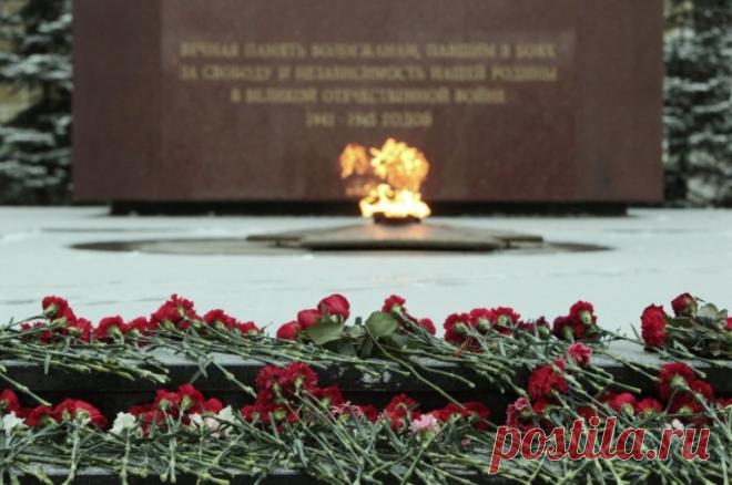 Вандалы сожгли в Вечном огне мемориальный венок в Краснодарском крае. Полиция проверит факт вандализма со стороны неизвестных.