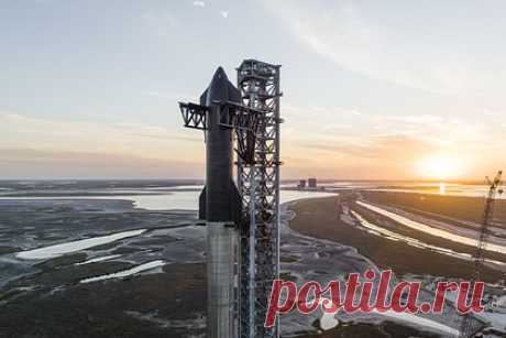 Space X испытает сверхтяжелую ракету. Американская компания Space X планирует в понедельник, 17 апреля, испытать сверхтяжелую ракету. «Первые летные испытания полностью интегрированного космического корабля и сверхтяжелой ракеты намечены на понедельник, 17 апреля», — говорится в сообщении. Запуск состоится со стартовой площадки в штате Техас.