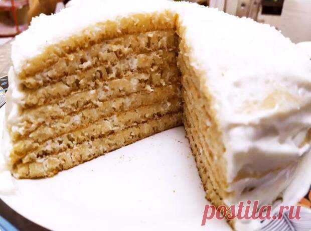 Нежный манный торт без выпечки в духовке. Вкуснее любого бисквита - Вкус жизни - медиаплатформа МирТесен Для меня, это самый лучший и вкусный торт из всех, которые я пробовала. Приготовить его получиться у каждого с первого раза. Это говорю с уверенностью, так как сама готовила его впервые. Но, точно, не в последний раз. Для его приготовления не нужна духовка. Горячая вода – 600 грамм Мука – 300