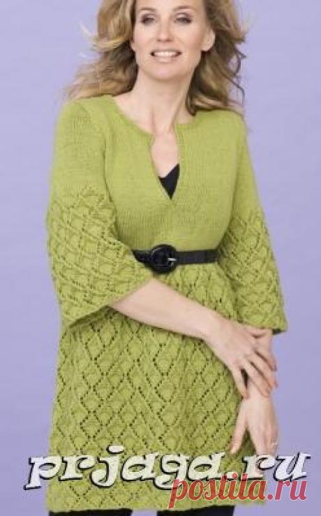 Зеленое платье – туника спицами