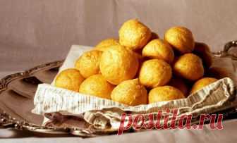 Картофельные пончики на дрожжах Готовим картофельные пончики на дрожжах. Картофельные пончики могут быть в виде круглых шариков, пло...