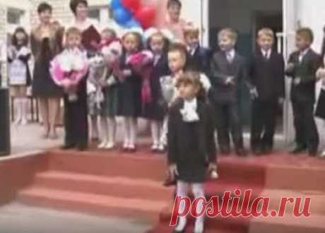 УЗНАЛ САМ - РАССКАЖИ ДРУГОМУ!: Смеялась, не переставая! Слушаем девочку, смотрим на мальчика...