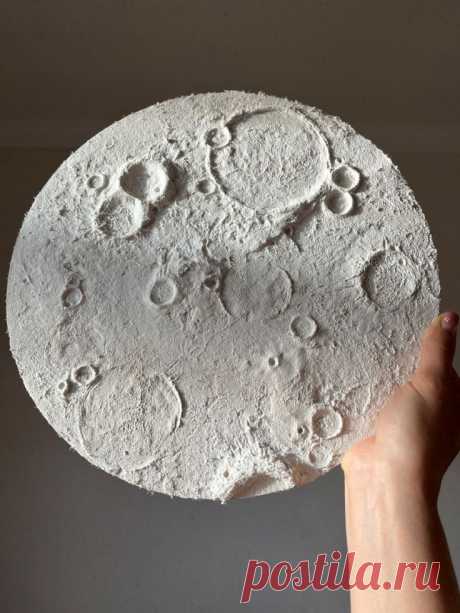 Moon Easy textured art