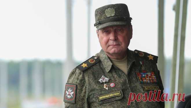 Умерший в СИЗО бизнесмен проходил по делу генерала Булгакова. В уголовном деле бывшего заместителя министра обороны РФ, генерала армии Дмитрия Булгакова фигурирует бизнесмен Игорь Котельников, умерший в столичном СИЗО-4 "Медведь". Об этом сообщает ТАСС со ссылкой на материалы дела. ...