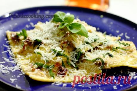 Равіолі з грибами і свининою з кремовим соусом | Picantecooking
