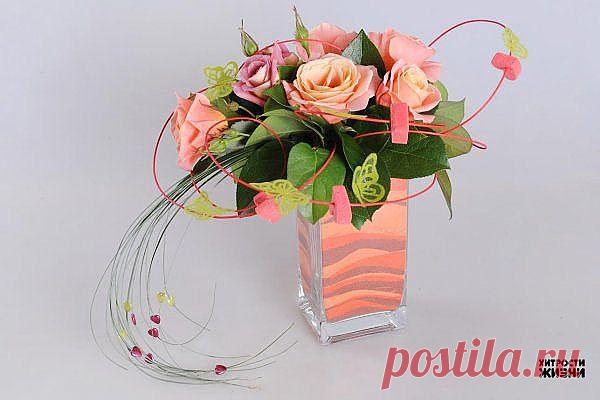 Как сделать букет в вазе с песком.
