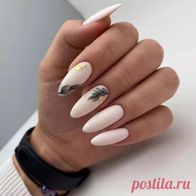 Яркие идеи маникюра 2022