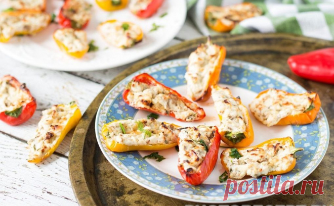 Закуска из фаршированных перцев с сыром и грибами рецепт с фото пошагово Закуска из фаршированных перцев с сыром и грибами - пошаговый кулинарный рецепт приготовления с фото, шаг за шагом.