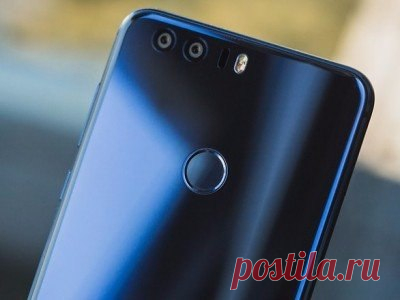 Honor 8 начнёт обновляться до Android 7.0 в этот понедельник В конце прошлого года компания Huawei официально объявила, что смартфон Honor 8 обновится до Android 7.0 в феврале 2017 года. Похоже, что производитель решил порадовать своих фанатов и выпустить апдейт немного раньше. Японское подразделение Huawei объявило, что Honor 8 начнёт получать релизную версию EMUI 5.0 на базе Android 7.0 Nougat уже в грядущий понедельник, 16 января. Представители компании сообщают, что размер новой прошивки…