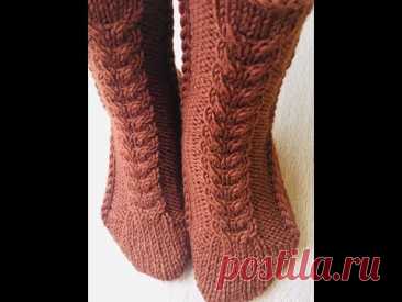 Носки с косой на двух спицах/Socks with a scythe on two needles. Easy knitting