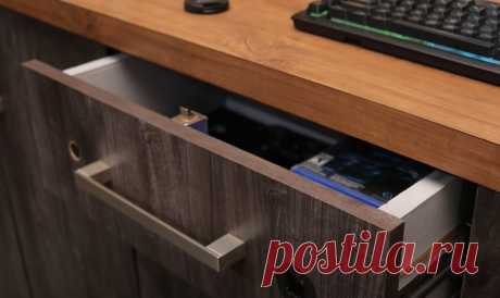 Выдвижной ящик в шкафу с доступом по отпечатку Привет самоделкины! Так вот в данной статье мы рассмотрим, как сделать выдвижной ящик в шкафу с доступом по отпечатку пальца. Этот ящик возможно открыть только после поднесения пальца к сканеру. Таким образом получается что-то вроде сейфа, который сможет открыть только один человек одним пальцем.