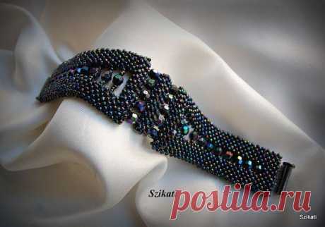 Beaded metallic dark blue bracelet, Cuff bracelet, Seed bead bracelet, Beadwork, Unique jewelry, OOAK