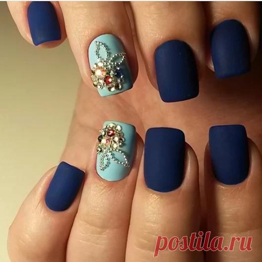 Кому нравится такой маникюр? 😉✨