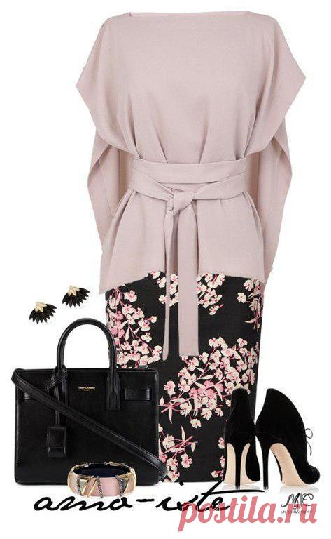 Как носить яркую юбку-карандаш.