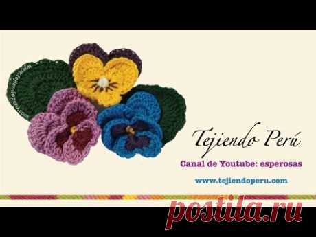 Flor Pensamiento (Pansy) tejida en crochet