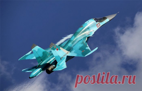 30 сентября Россия начала воздушную военную операцию против &quot;Исламского государства&quot; в Сирии. В состав авиагруппы вошли более 50 самолетов и вертолетов, которые базируются на аэродроме Хмеймим в окрестностях сирийского города Латакия. Представитель Минобороны РФ заявил, что в состав группы входят самолеты Су-34, Су-24М и Су-25. Кроме того, по утверждению источника газеты “Коммерсант”, на аэродроме также присутствуют вертолеты Ми-24, Ми-8 и истребитель Су-30СМ.