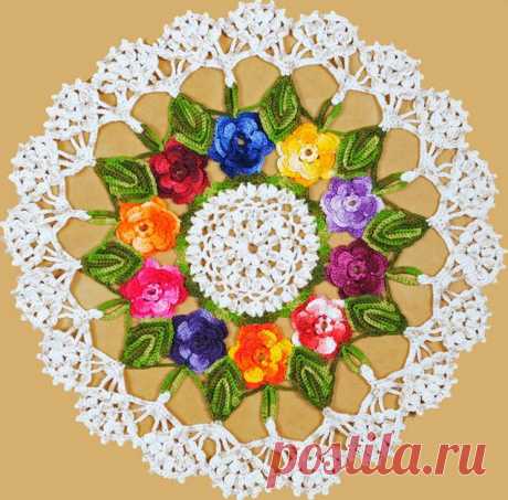 Вязание крючком с использованием меланжевой пряжи. Салфетки и обвязка края.