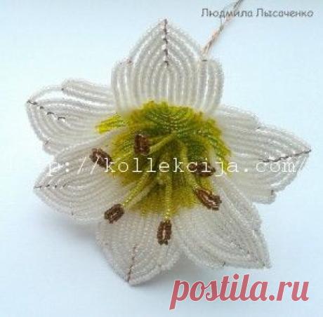 Лилия из бисера | Своими руками — интернет журнал