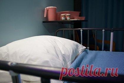 Медсестра хосписа развеяла главный миф об уходе из жизни. Медсестра хосписа по имени Джули развеяла главный миф о конце жизни. «Люди боятся, что уход из жизни мучителен, но это самое распространенное заблуждение моих пациентов», — сказала Джули. Специалистка объяснила, что тело человека «знает, как прекращать свою работу».