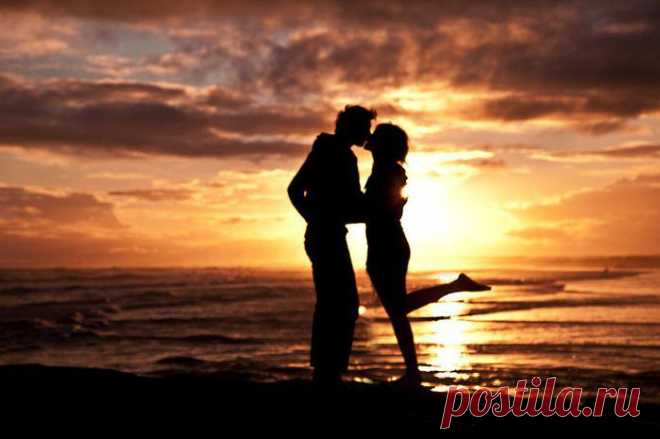 Задержу осторожно дыханье....