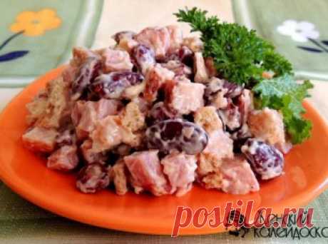 Салаты с копченой курицей по простым рецептам