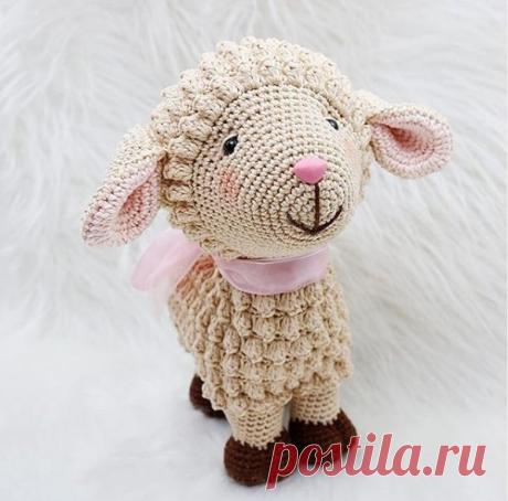 Как связать хорошенькую овечку крючком