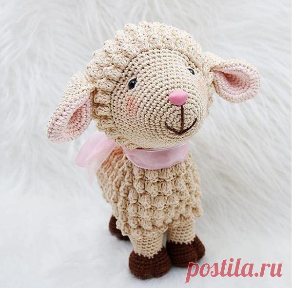 Как связать хорошенькую овечку крючком