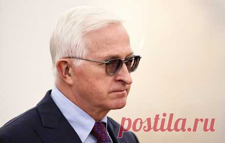 Глава РСПП предложил уменьшить количество ставок по НДФЛ. Александр Шохин отметил, что введение новой прогрессивной пятиступенчатой шкалы НДФЛ &quot;с достаточно высокой предельной ставкой&quot; может способствовать &quot;усложнению администрирования и уходу граждан с высокими доходами в серую зону&quot;