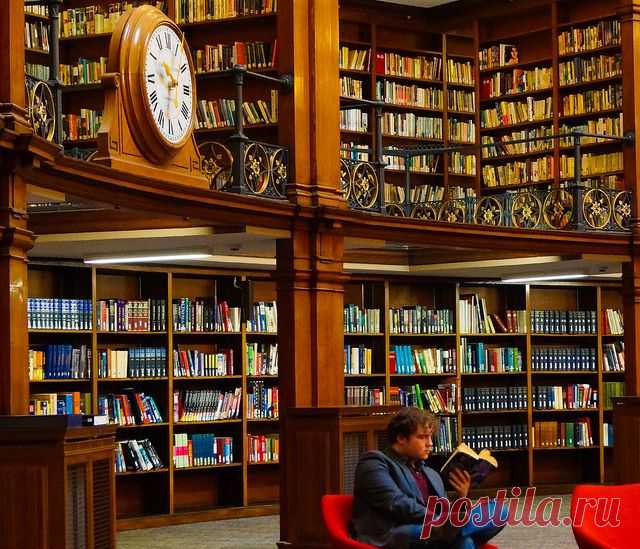БИБЛИОТЕКИ БУДУЩЕГО. Уже сегодня библиотеки — это не просто книгохранилище. Это креативное пространство, где люди могут общаться, пользоваться интернетом и взаимодействовать с литературой. Но что ожидает библиотеки завтра? Рассмотрим несколько современных читален и концепты библиотек будущего.